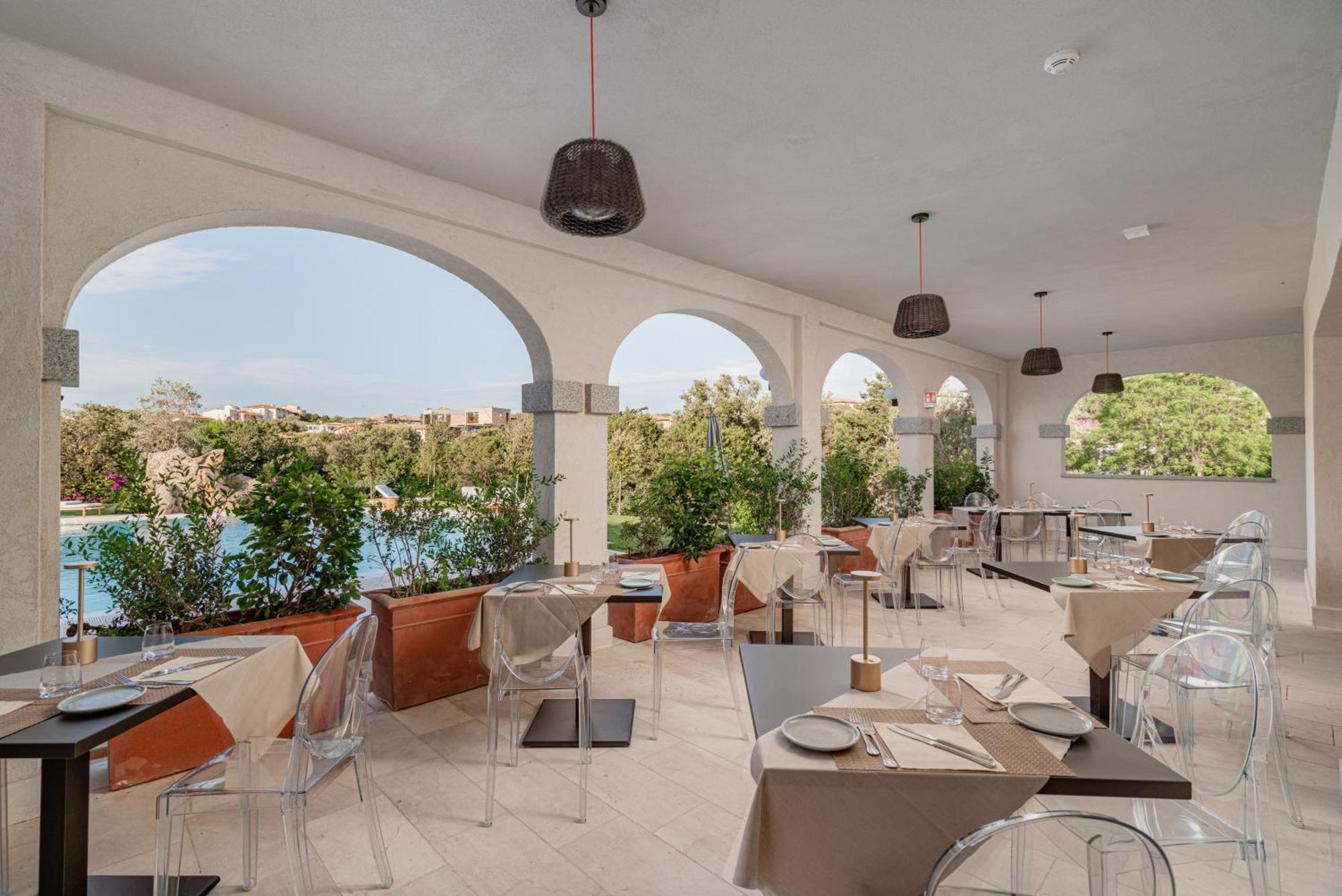 Hotel Sestante Porto Rotondo Esterno foto