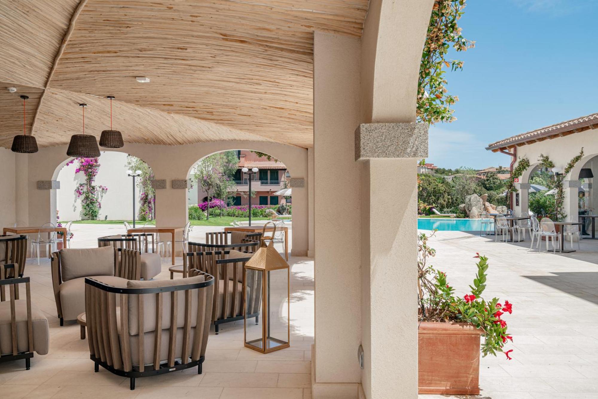 Hotel Sestante Porto Rotondo Esterno foto
