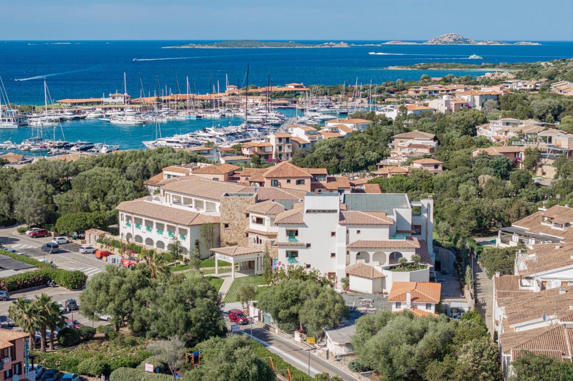 Hotel Sestante Porto Rotondo Esterno foto